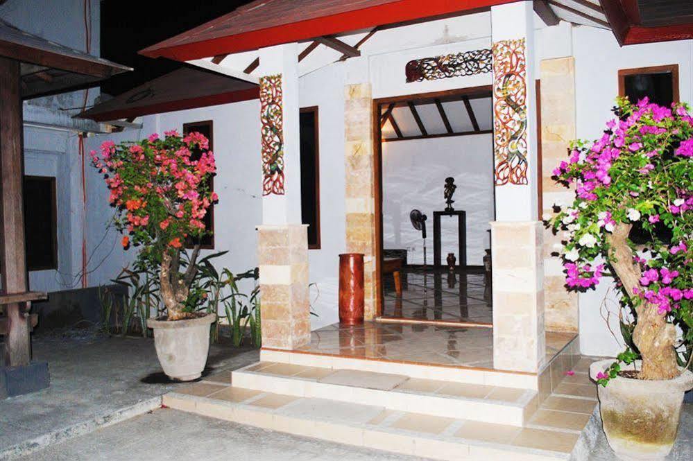 Lombok Beach Villa Mangsit Extérieur photo