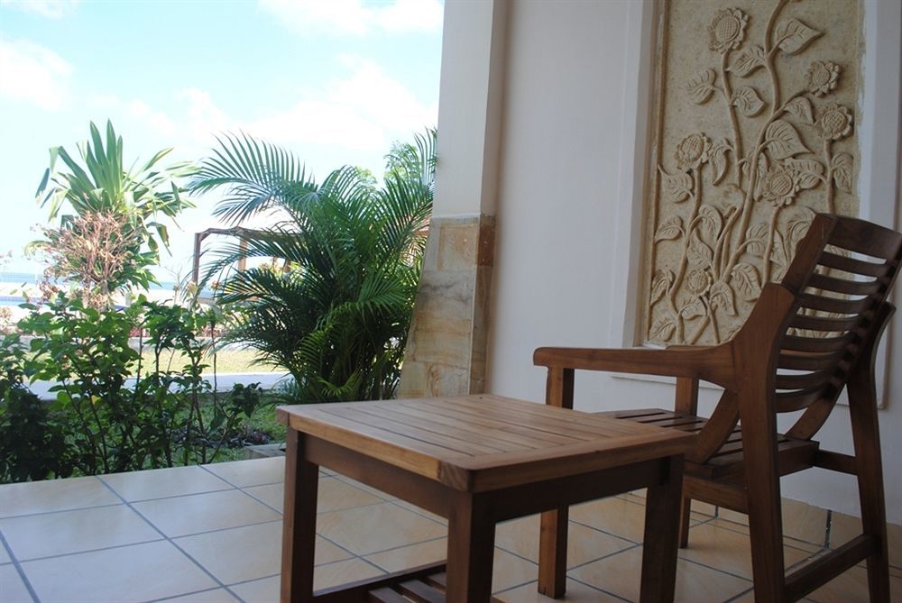 Lombok Beach Villa Mangsit Extérieur photo